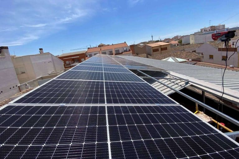 Uno de los primeros Tanatorios Verdes de Castilla La Mancha celebra su inauguración