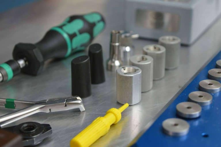 RD Express es una empresa que se encarga de reparar turbinas dentales con un servicio ágil