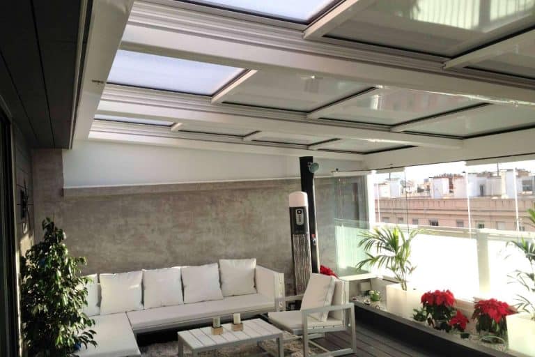 Techos móviles de panel sandwich con Airclos