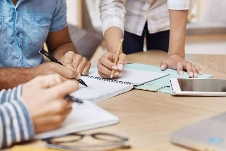 Colaboración en cualquier proyecto de diseño gráfico de forma creativa de la mano de la empresa Dsign