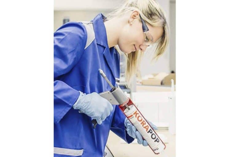 Uniones Adhesivas, el nuevo distribuidor estratégico de Grupo HB FULLER