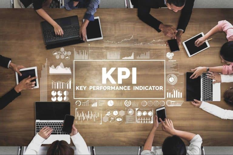 La IA se incorpora en los assessments de TalentSuite