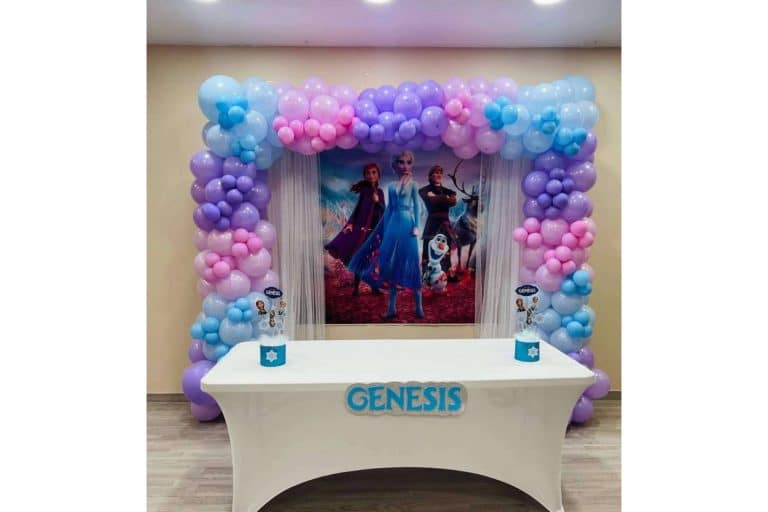 Las claves de los animadores fiestas infantiles y espectáculos en la sala de fiestas de Bufar i Fer Ampolles