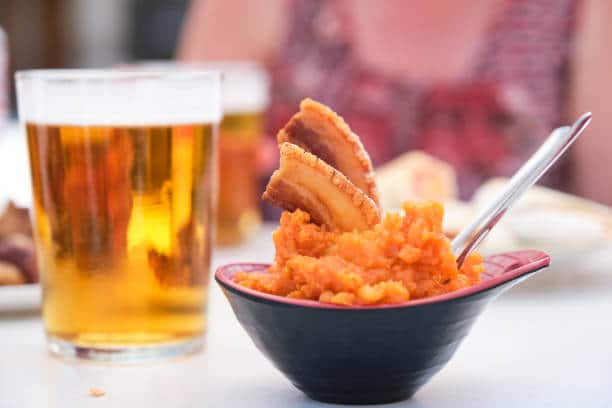 Patatas revolconas: un plato para sorprender a tus invitados y en thermomix