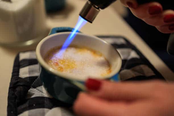 La receta de crema catalana que se hace al microondas y tardas 15 minutos 113 Características del postre