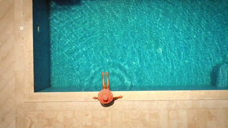 Berlín permitirá hacer topless en las piscinas públicas