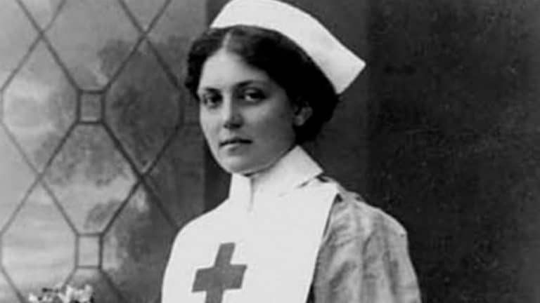 Violet Jessop, la mujer “inundible”.