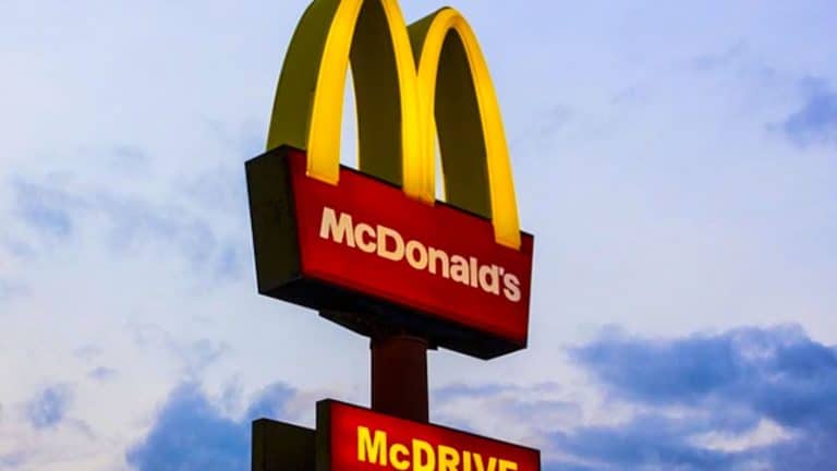 El curioso regalo de McDonald's a sus trabajadores que cumplen varios años en la empresa