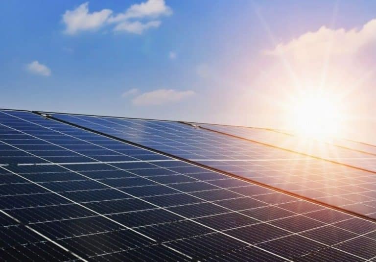 POWEN lidera la transformación hacia la energía solar en España