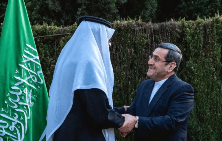 El embajador de Irán asiste por primera vez a la cena de Ramadan en la embajada de Arabia Saudí en Madrid