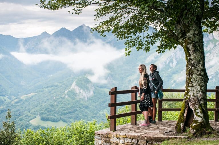 Las rutas senderistas más bonitas de España para hacer en primavera