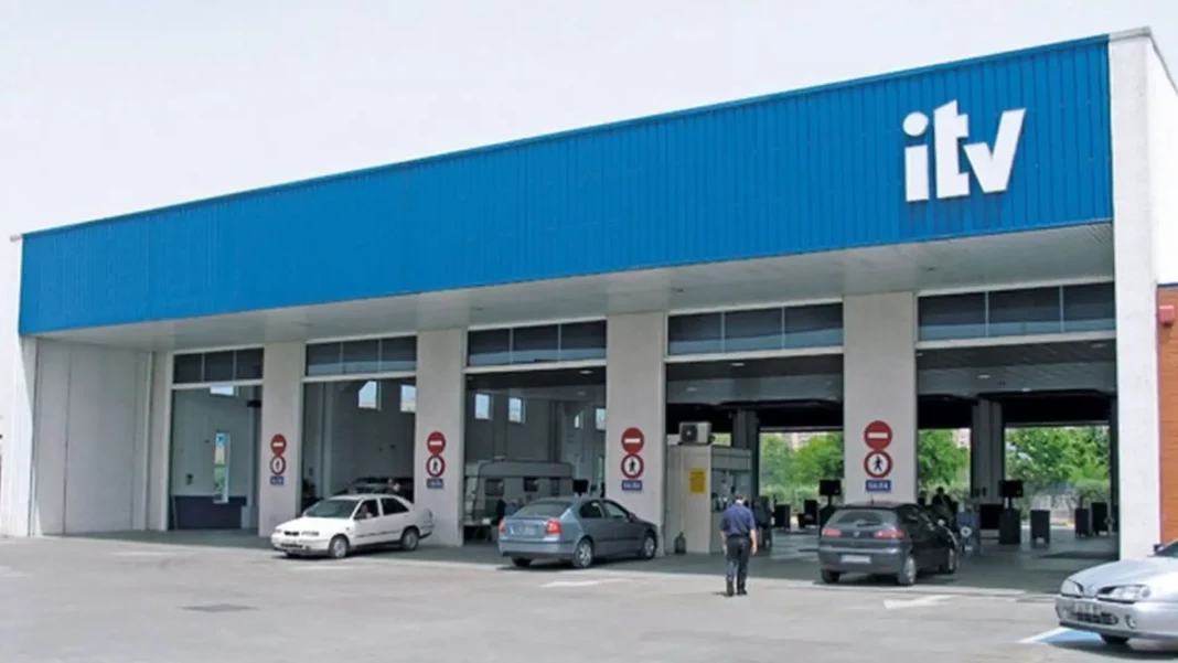 DGT: esto es lo que sucede si no tienes la ITV al día