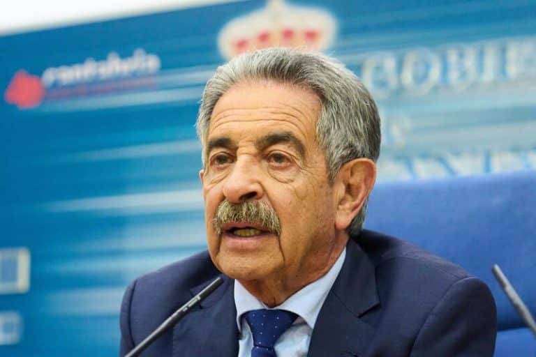 Revilla asegura que la salud mental de Cantabria 