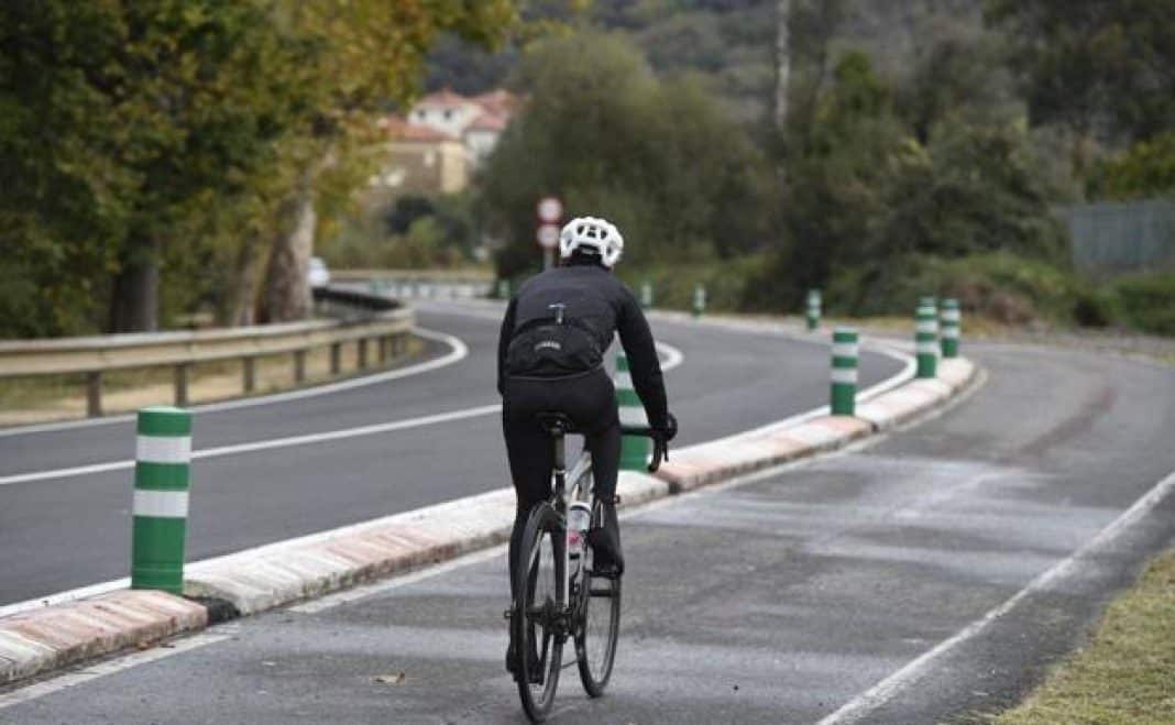 La multa de la DGT que pone a los ciclistas en pie de guerra