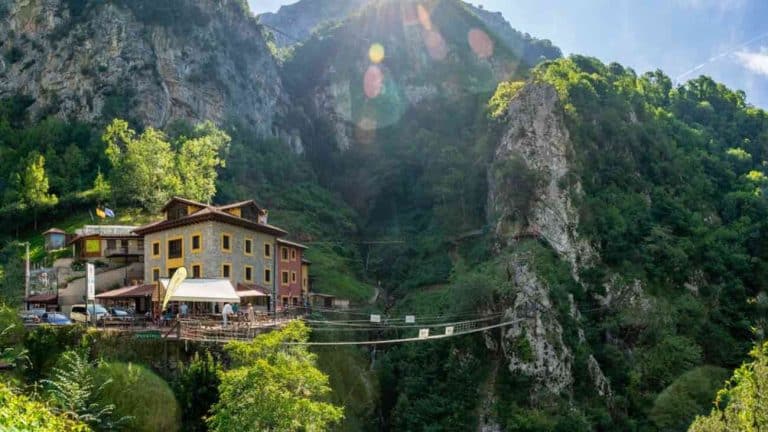 7 pueblos de España bonitos en los que te pagan por vivir