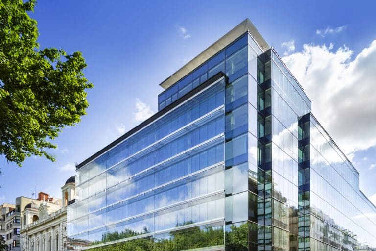 Aon estrena su nueva sede corporativa en España