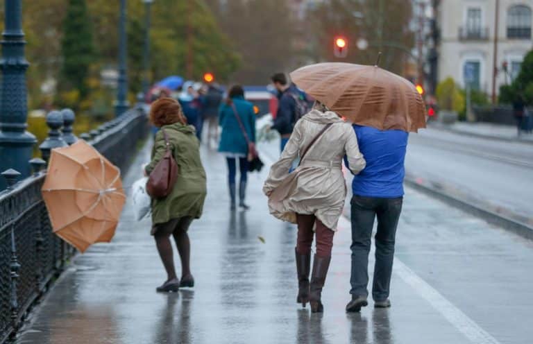 La AEMET cambia sus alertas para Semana Santa: lluvias y heladas para los próximos días