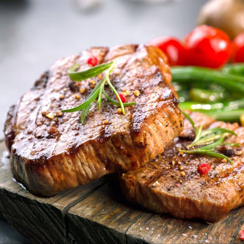 Así es la guarnición perfecta de Arguiñano para un filete a la plancha 100 Ingredientes de la espaldilla con verduras de Karlos Arguiñano para 4 persona
