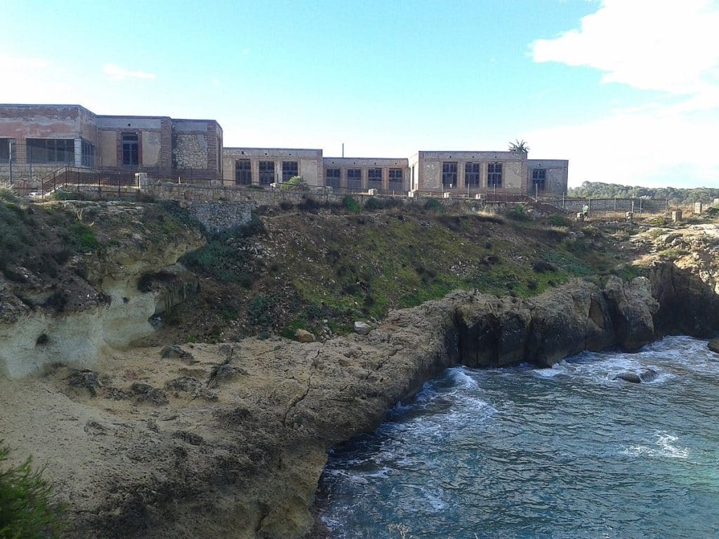 Preventorio La Sabinosa, Tarragona, entre los más abominables colegios abandonados