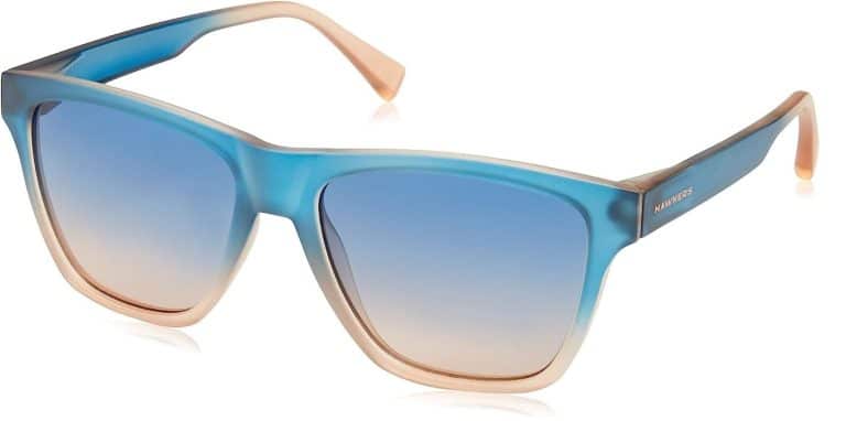 De Hawkers y con 50% de descuento: Amazon tira de precio sus gafas de sol más 'trendy'