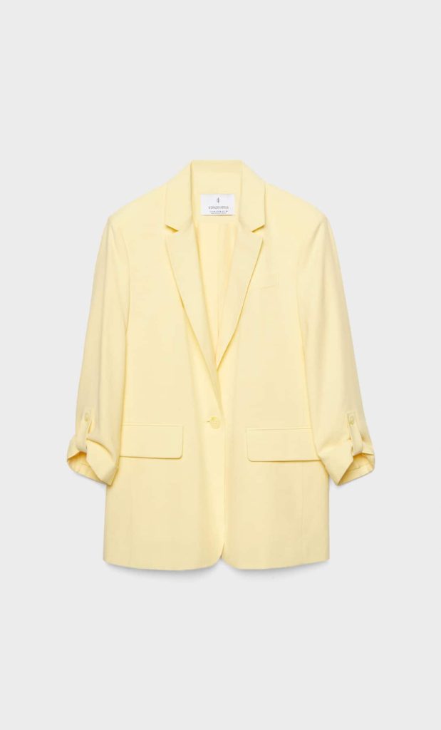 Un traje de chaqueta simple, pero con estilo de Stradivarius