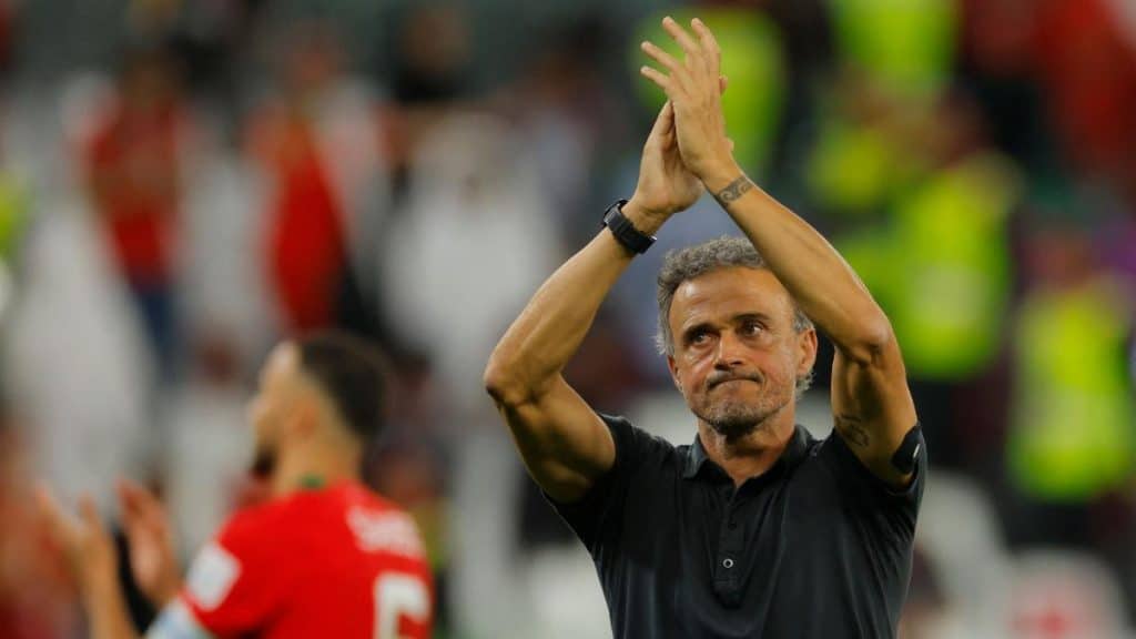 En estos momentos está meditando las ofertas