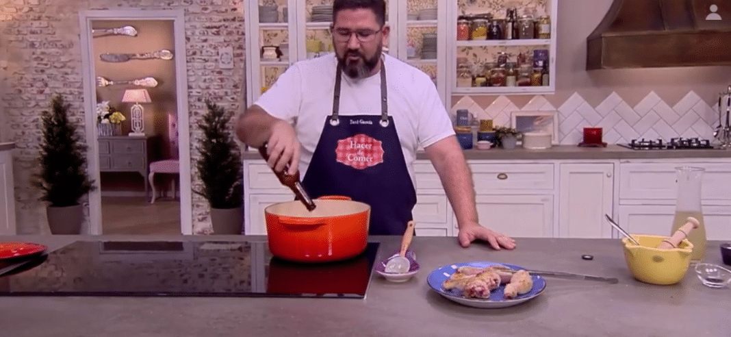 Cómo hacer la receta de pollo a la cerveza de Dani García en un periquete