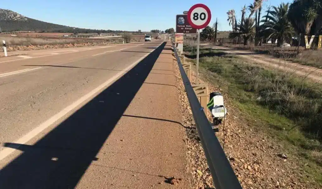 Causas de las multas muy graves de la DGT y el monto