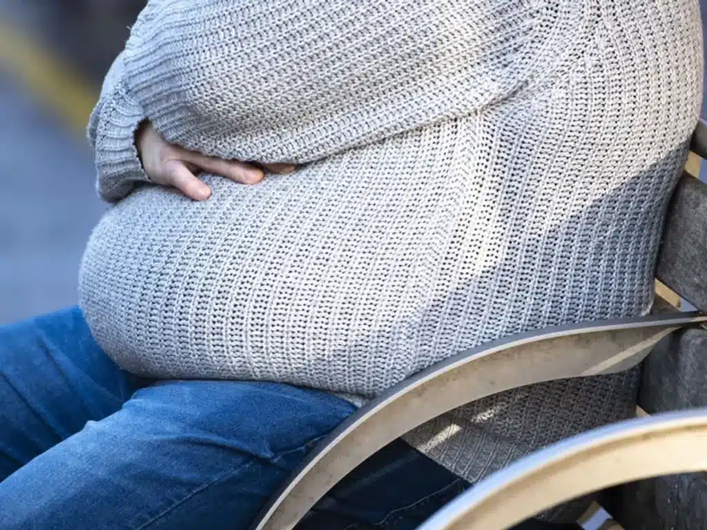 ¿Existen diferencia entre el IMC de hombres y mujeres?