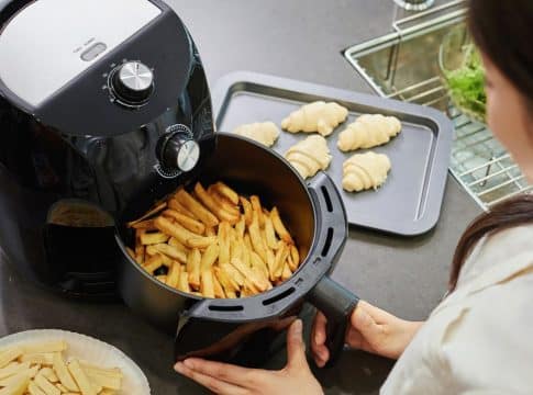 El Funcionamiento de una Freidora de Aire (Airfryer) El Funcionamiento de una Freidora de Aire (Airfryer)