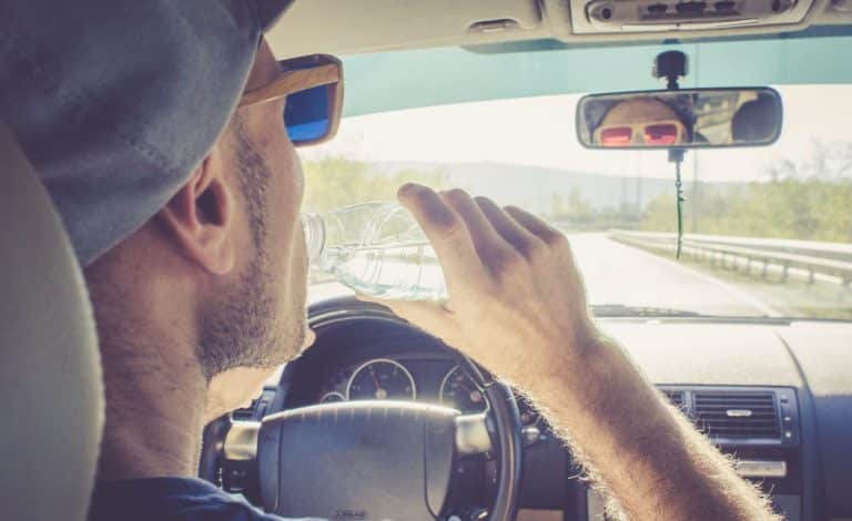 Ola de calor: el consejo de la DGT para aguantar al volante