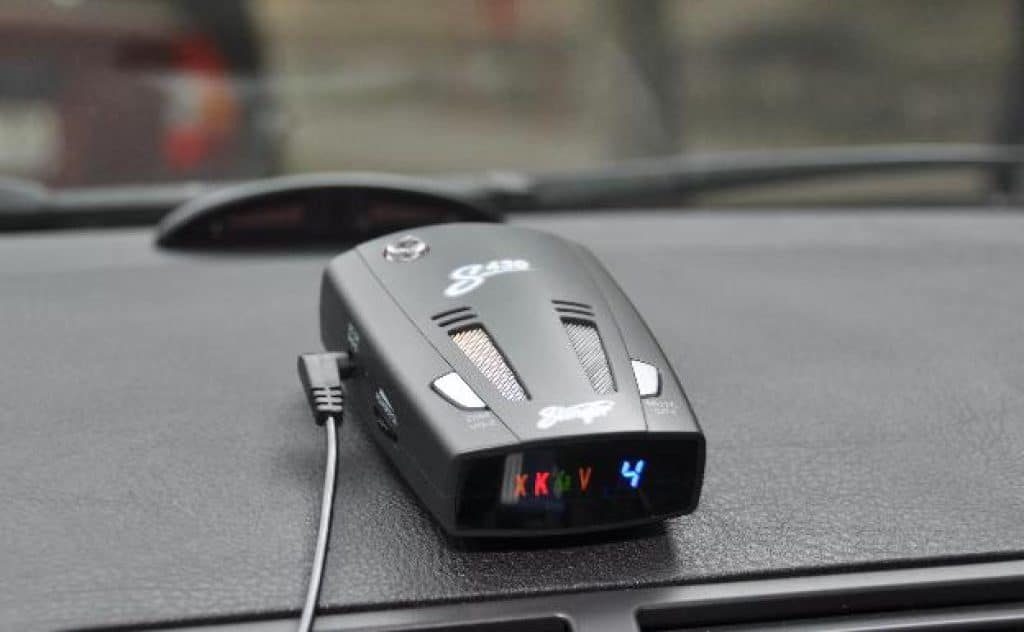 La multa por llevar un detector de radares en el coche