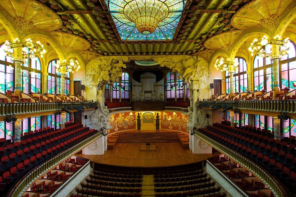 El Palau de la Música Catalana, es la sala de conciertos por excelencia