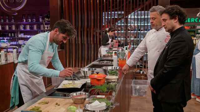 MasterChef: este es el sueldazo que se llevan Pepe, Samantha y Jordi por programa 21 MasterChef: este es el sueldazo que se llevan Pepe, Samantha y Jordi por programa