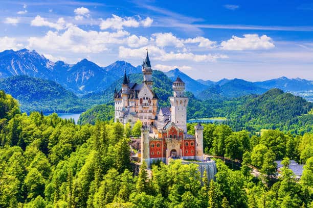 Pueblos del mundo con castillos: Castillo de Neuschwanstein, Alemania
