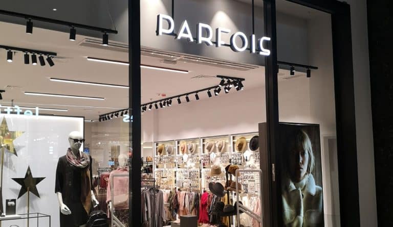 Así son las sandalias con cuña que arrasan en Parfois