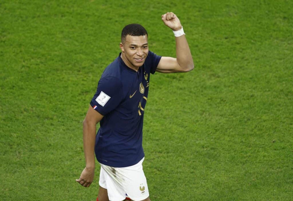 Esto es lo que debería cobrar Mbappé si fichase por el Real Madrid 33 Por lo menos rebajarse un 50% de sus estimaciones