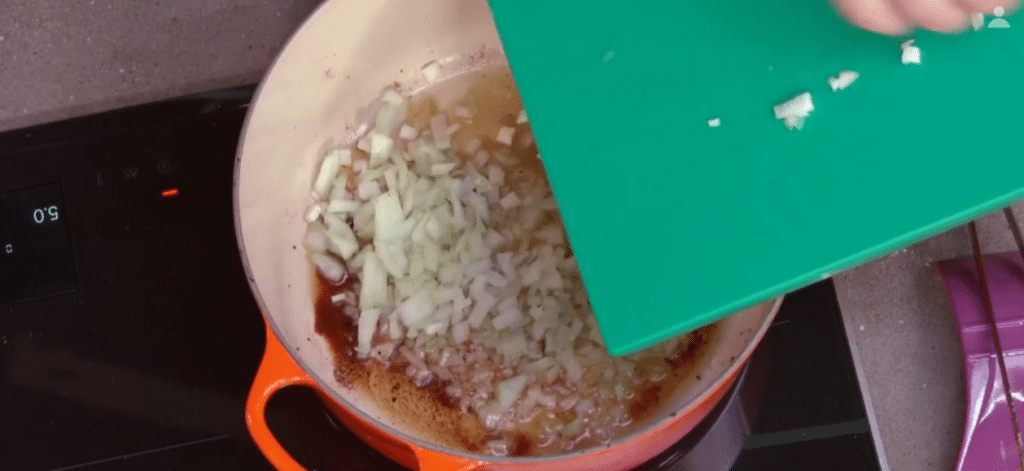 Cómo hacer la receta de pollo a la cerveza de Dani García en un periquete