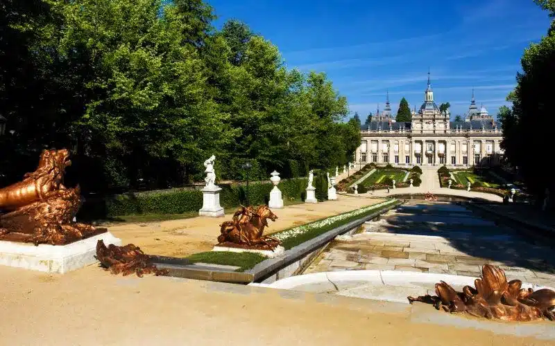 7 ciudades y pueblos de España con las ruinas romanas más espectaculares