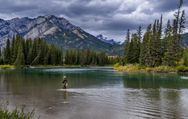 Tira la caña a los mejores pueblos para pescar cerca de Madrid