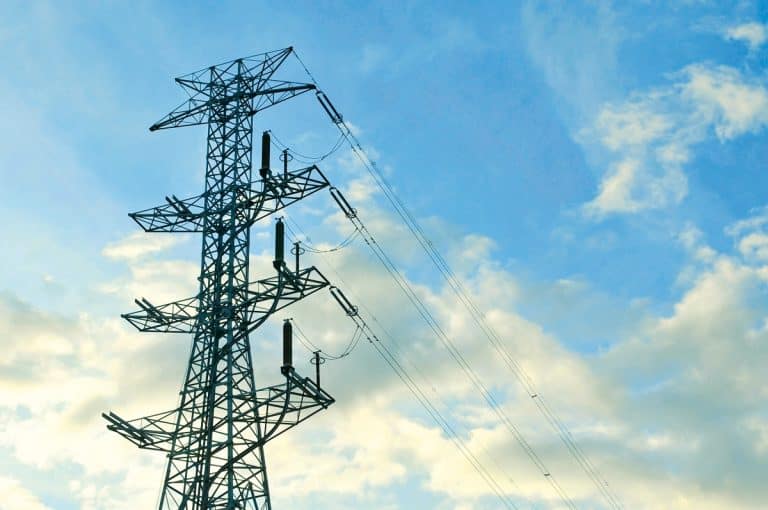 UFD lanza un comparador para ayudar a sus clientes a ahorrar en su factura eléctrica facilitando el ajuste de la potencia contratada