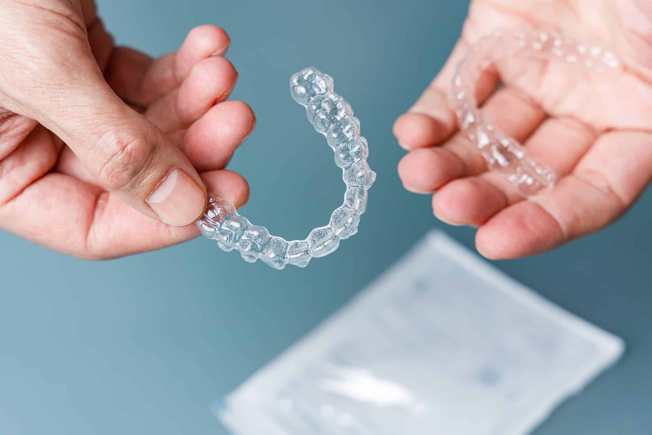 Ortodoncia invisible: la alternativa sin dolor a los brackets 1 Ortodoncia invisible: la alternativa sin dolor a los brackets