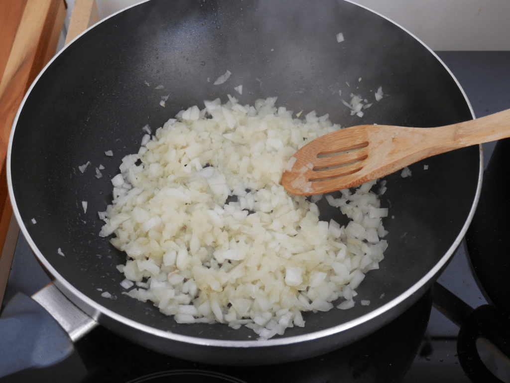 La deliciosa lubina en salsa de Arguiñano que puedes preparar en 10 minutos 61 image 100