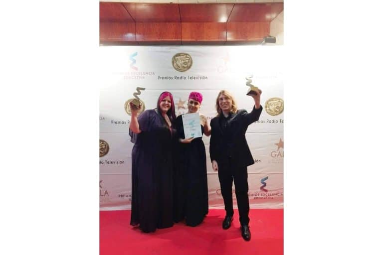 Uñas y Estética recibe dos premios de la mano de Fundación Gala