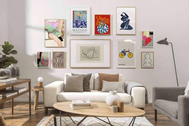 Los cuadros y láminas que están teniendo éxito en interiorismo