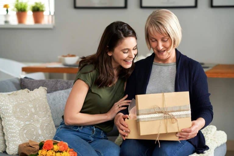 Regalar ilusión y belleza a una madre