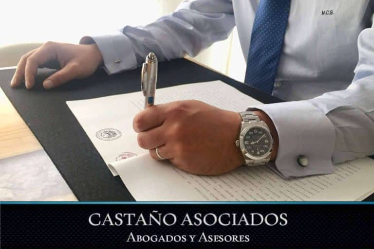 Castaño Asociados explica cómo actuar en caso de despido improcedente