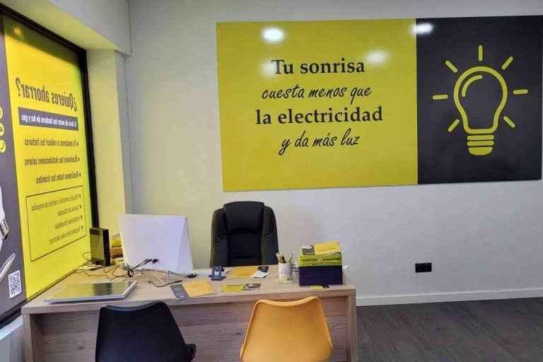 Hucha solar y batería virtual con las placas solares de Descuentos En Luz