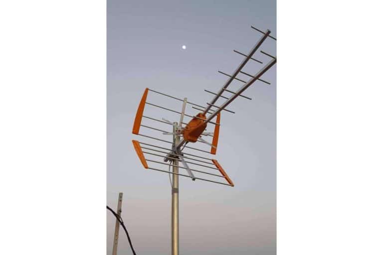 Savelec proporciona servicios de antenistas en La Eliana y en Mislata para dar solución a cualquier avería de telecomunicación