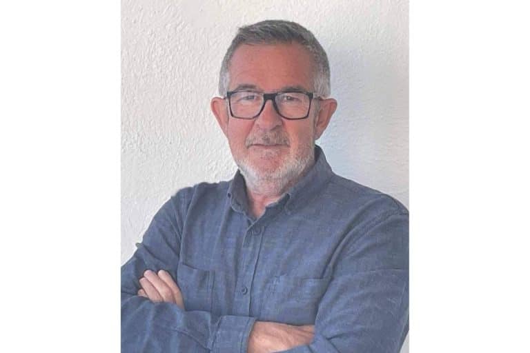 El autor aragonés, Roberto L´Hôtelleríe López, rescata parte de la historia del Castillo de Loarre en su libro ‘Lobarre’